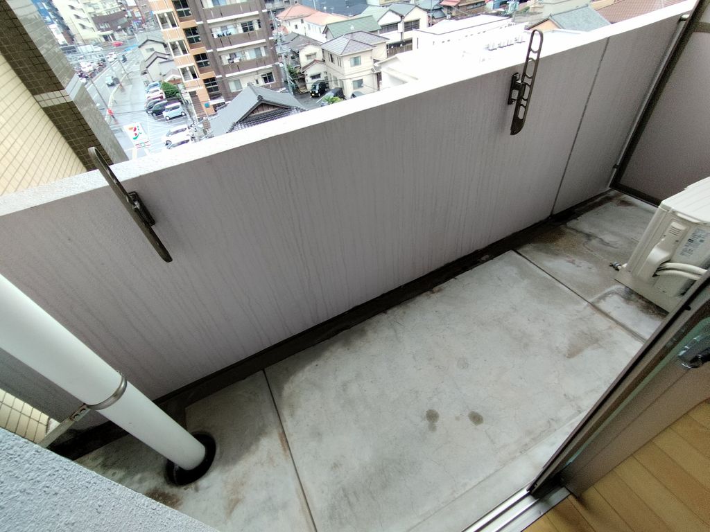 バルコニー　バルコニー