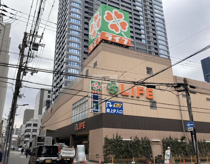 スーパー　ライフ堺筋本町店（スーパー）まで351m