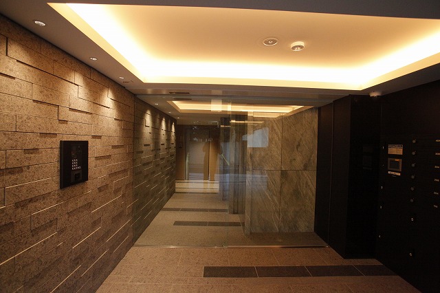 エントランス　エントランス