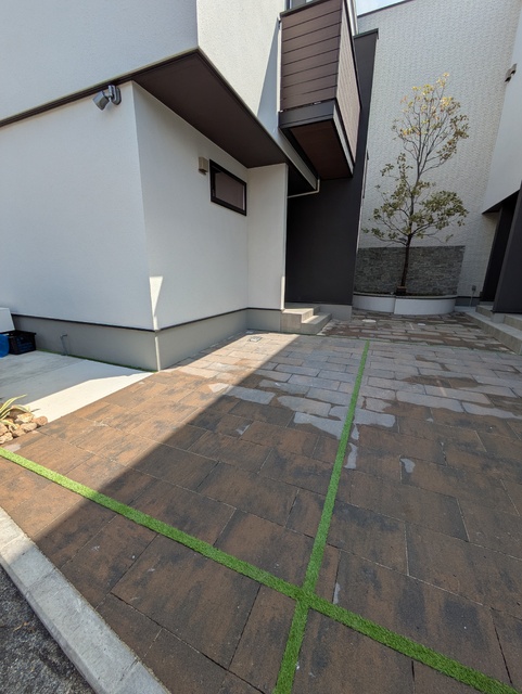 駐車場　駐車場要空き確認
