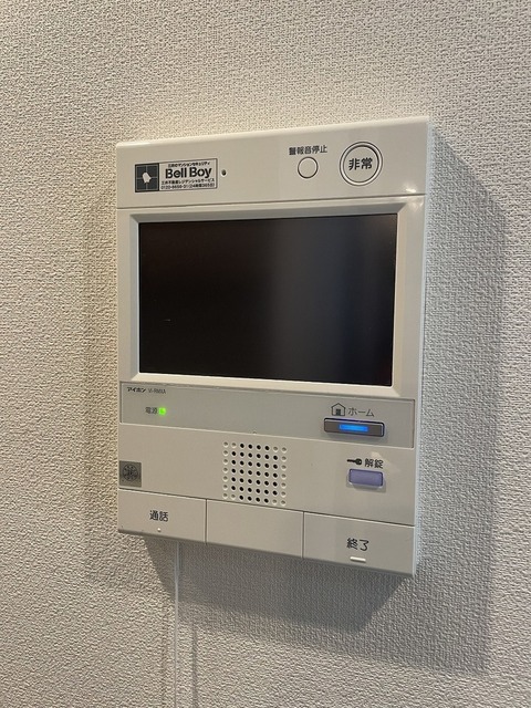 セキュリティ　ＴＶモニタ付インターホン２０２３年１２月撮影