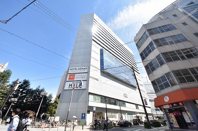 スーパー　京阪百貨店　モール京橋店（スーパー）まで332m