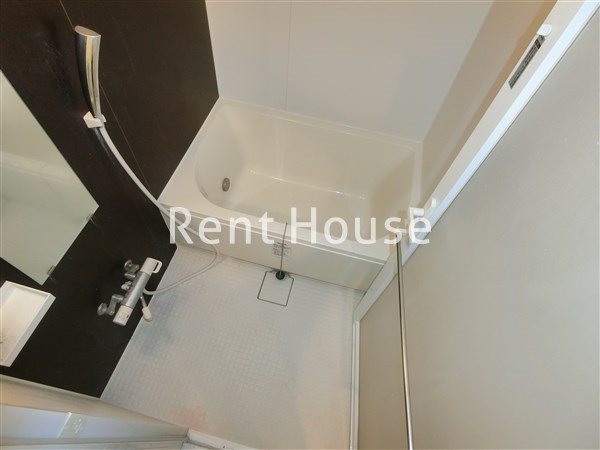 バス・シャワールーム　※別タイプ参考写真です