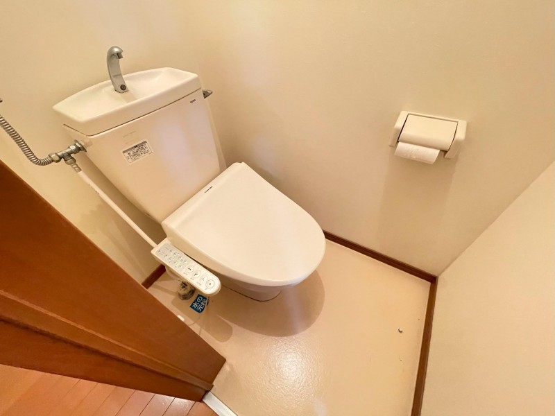 トイレ　トイレ