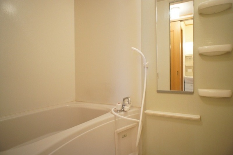 バス・シャワールーム　図面と現状に相違がある場合には現状を優先