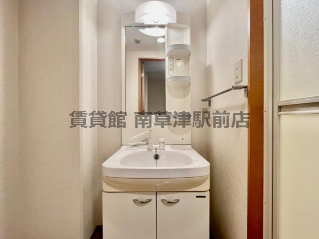 洗面設備　同仕様写真