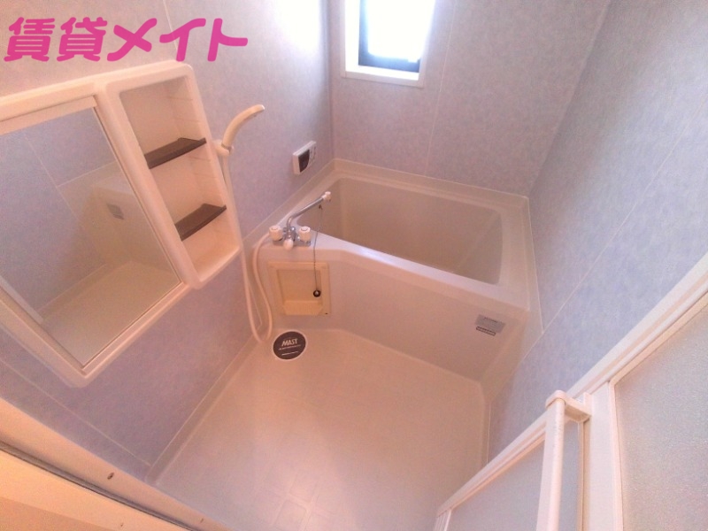 バス・シャワールーム　同型参考写真