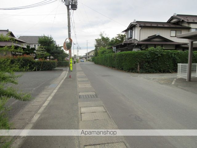 その他　周辺道路（その他）まで0m