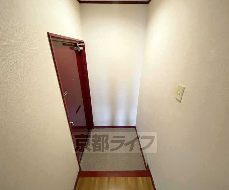 玄関　大きな段差がありません