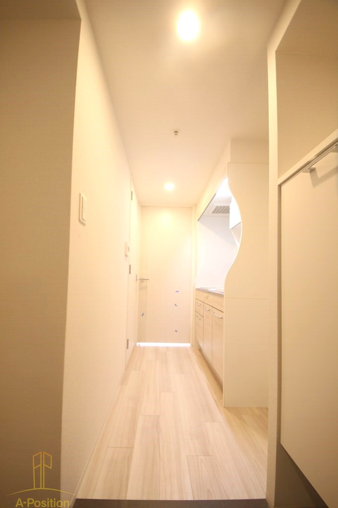 玄関　セレニテ桜川駅前プリエ