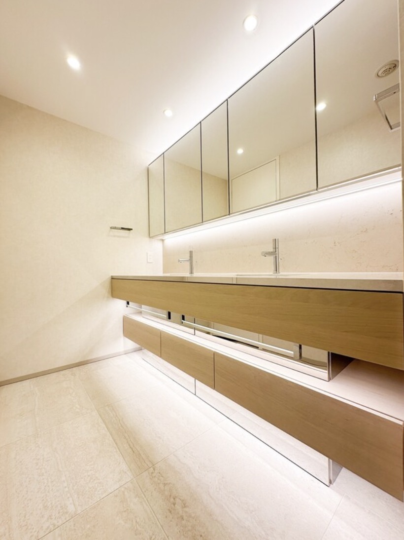 洗面設備　別部屋参考写真