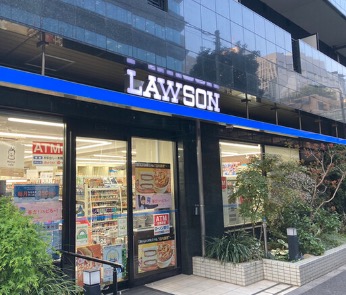 コンビニ　ローソン三田一丁目店（コンビニ）まで270m