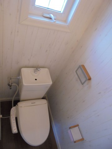 トイレ　コンパクトで使いやすいトイレです