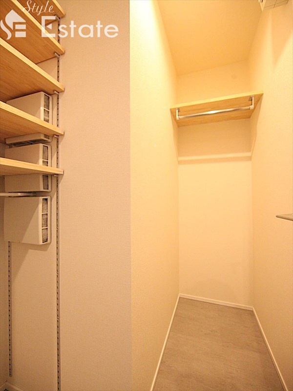 収納　クローゼット