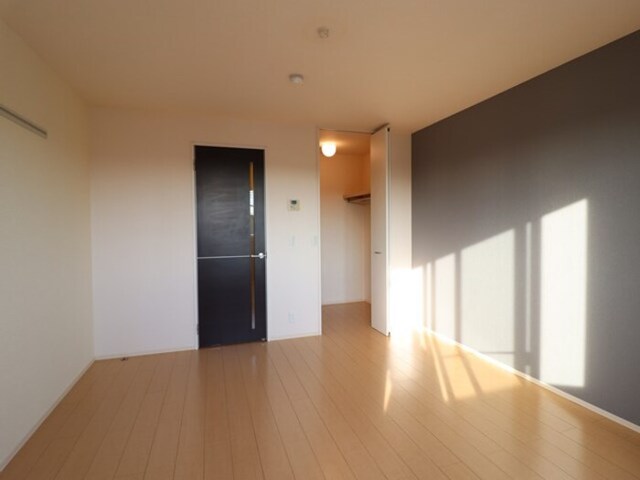 居室・リビング　洋室８帖