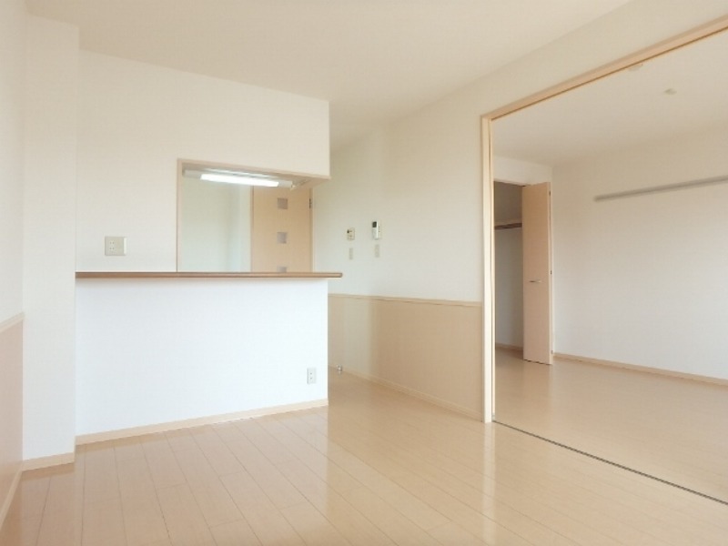 居室・リビング　図面と現状が相違がある場合には現状を優先