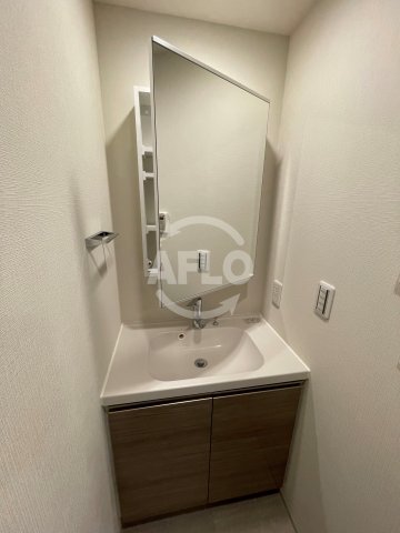 洗面設備　コンフォリア・リヴ北久宝寺Q　独立洗面台