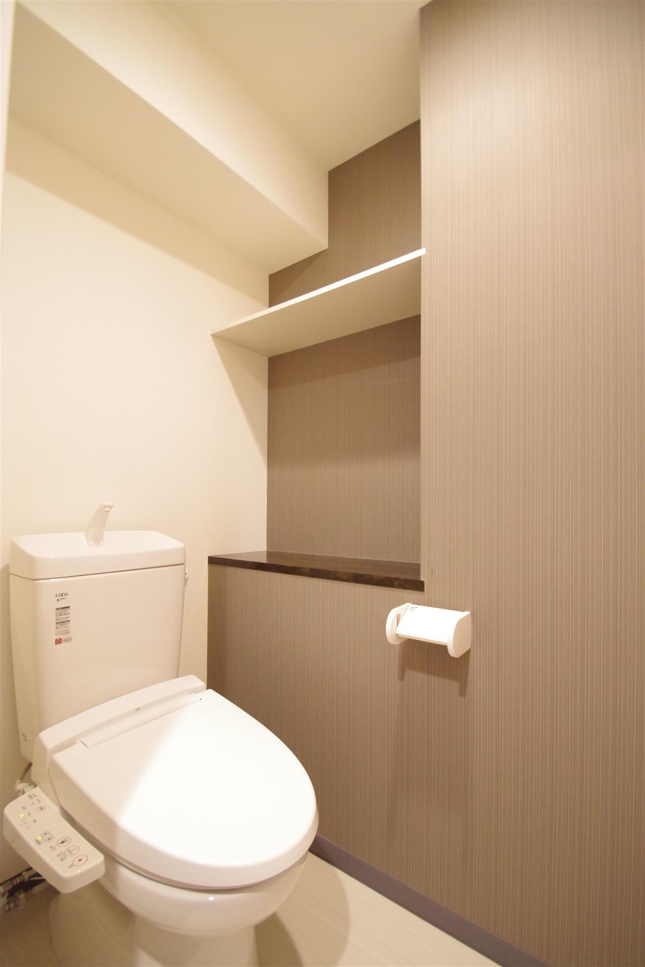 トイレ　同タイプ別室の写真です。