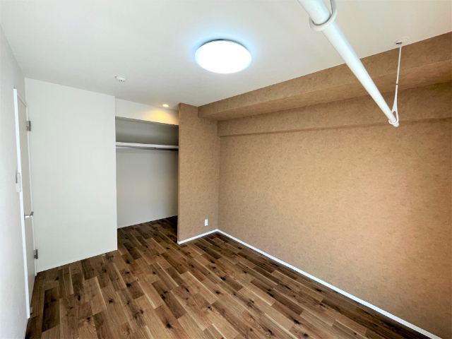 その他　リビング横洋間