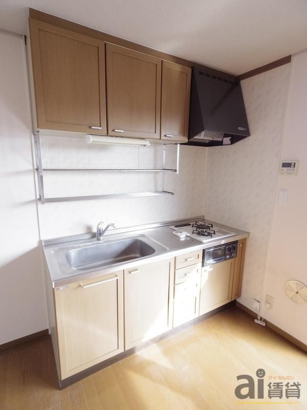 キッチン　玄関