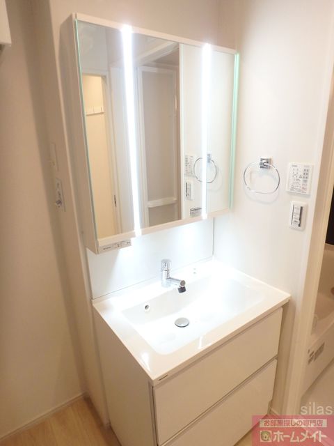 洗面設備　同仕様