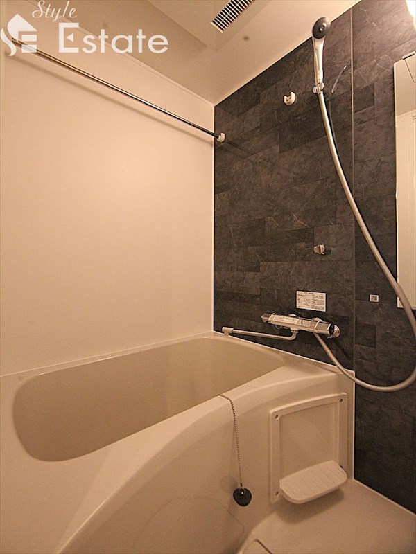 バス・シャワールーム　バスルーム