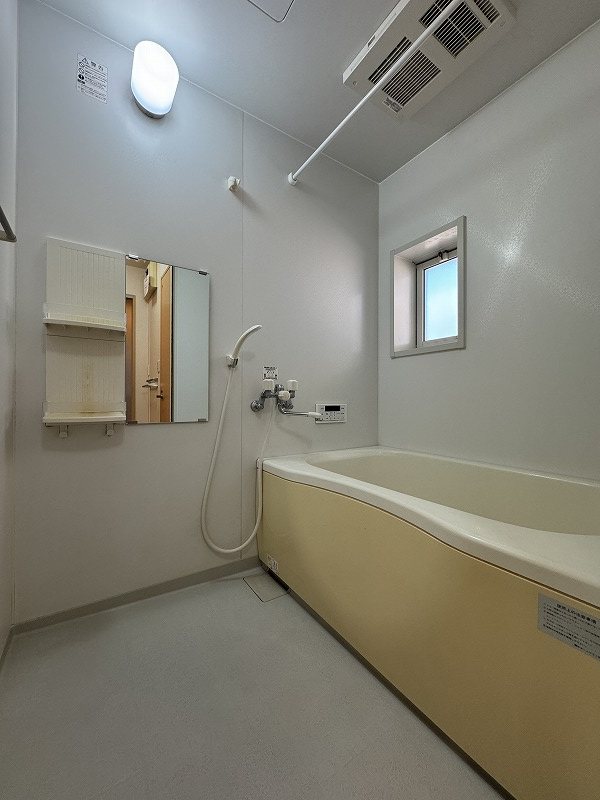 バス・シャワールーム　※掲載情報と物件の現況が異なる場合、現況を優先とする。