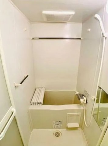 バス・シャワールーム　風呂