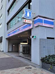 コンビニ　ローソン 銀座七丁目店（コンビニ）まで244m