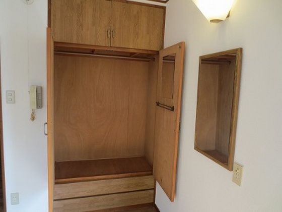 収納　※別号室の写真です。