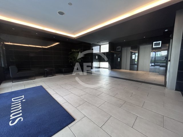 ロビー　ディームス江坂　ロビー