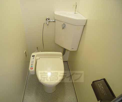 トイレ　清潔感のある洋式トイレ