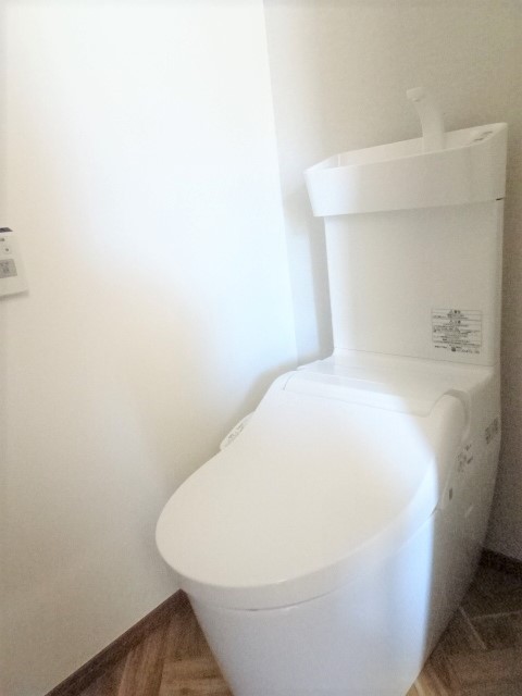 トイレ　洗浄機能付きトイレ