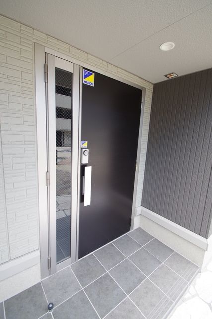 エントランス　★見学希望等はタウンハウジング中央林間店までお気軽に♪★