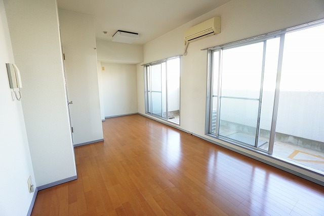 居室・リビング　ゆったり過ごせるリビングです