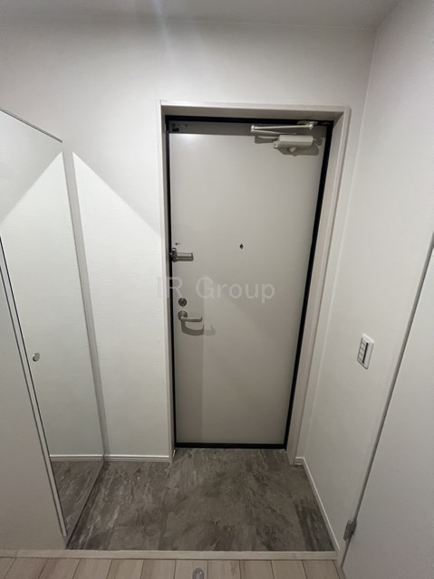 玄関　同シリーズの内装イメージです