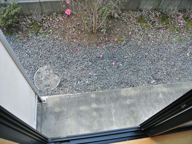 バルコニー　テラス