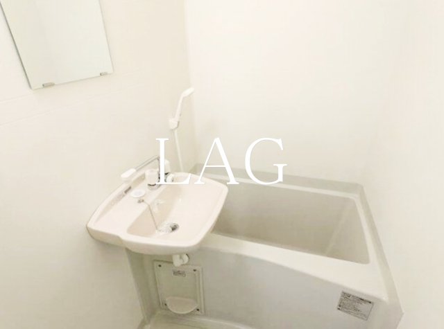 バス・シャワールーム　お風呂です。