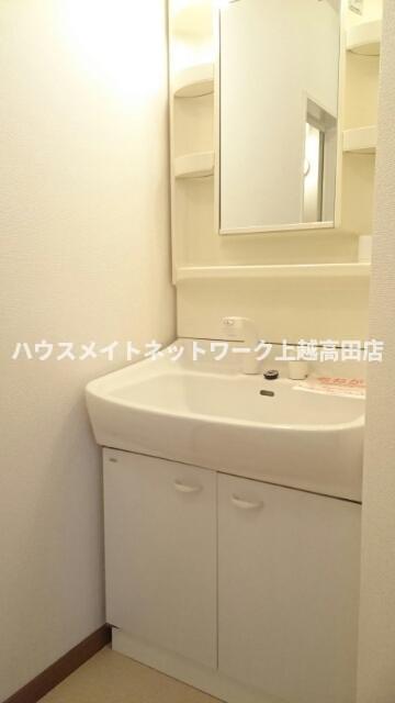 洗面設備　洗髪洗面化粧台