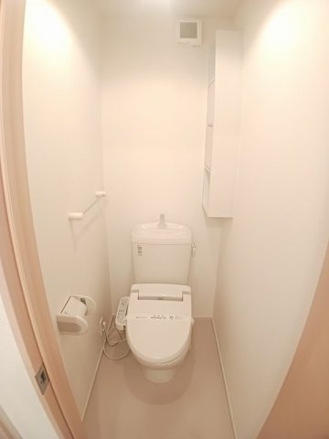 トイレ　落ち着いたトイレです