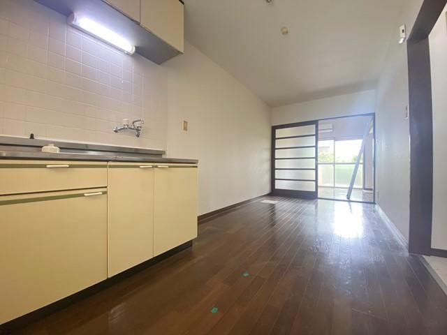 居室・リビング　参考写真です。現状優先