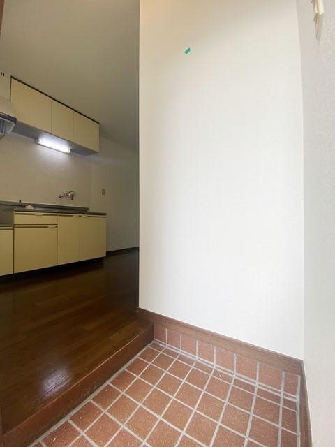 玄関　参考写真です。現状優先