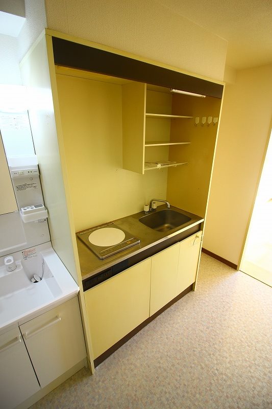 キッチン　IHコンロ付なので火事の心配も軽減