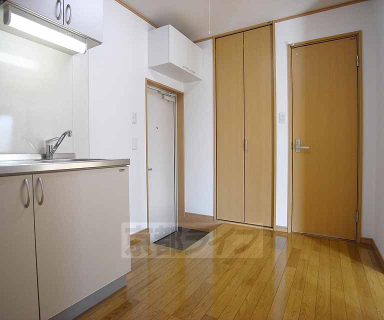 その他部屋・スペース　広い廊下です。