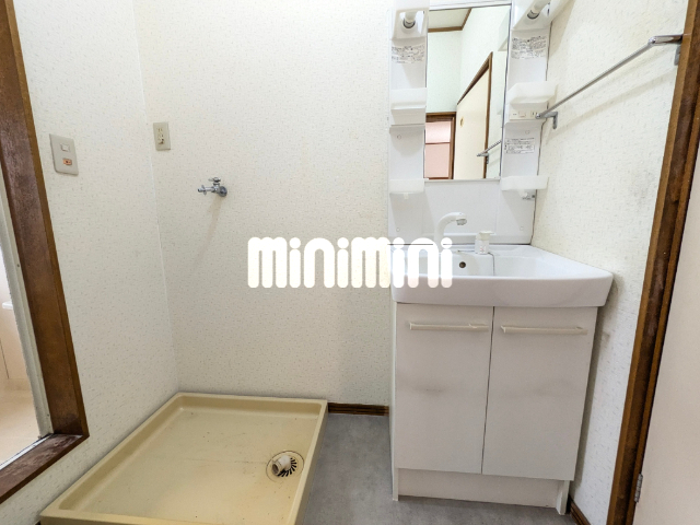 洗面設備　駐車場は敷地内確保できます♪