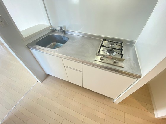 キッチン　※掲載写真は同マンション別部屋参考写真となります。