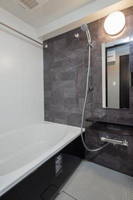 バス・シャワールーム　※写真は同タイプ住戸です。