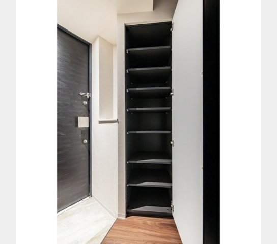 玄関　玄関※別部屋参考写真