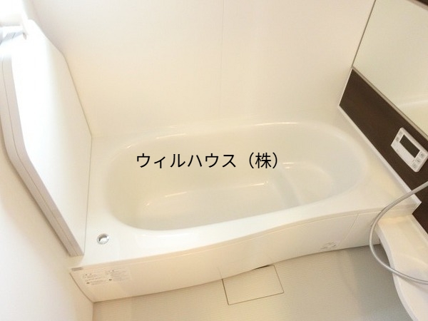 バス・シャワールーム　大型浴槽！