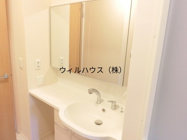 洗面設備　独立洗面台！